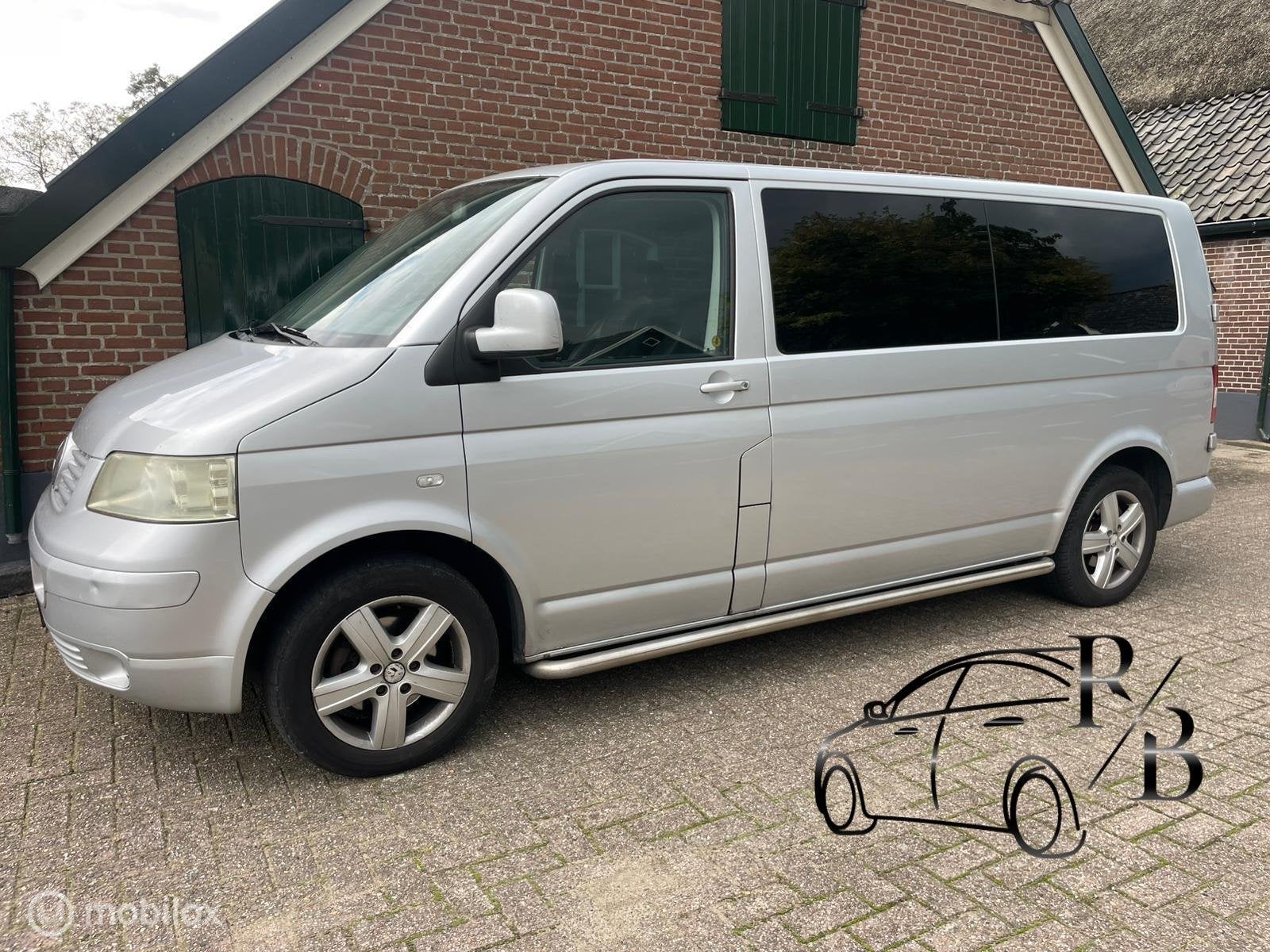 Volkswagen Transporter 2.5 TDI 340 Comfortline DC AUTOMAAT, Auto's, Automaat, Gebruikt, Zwart, Volkswagen