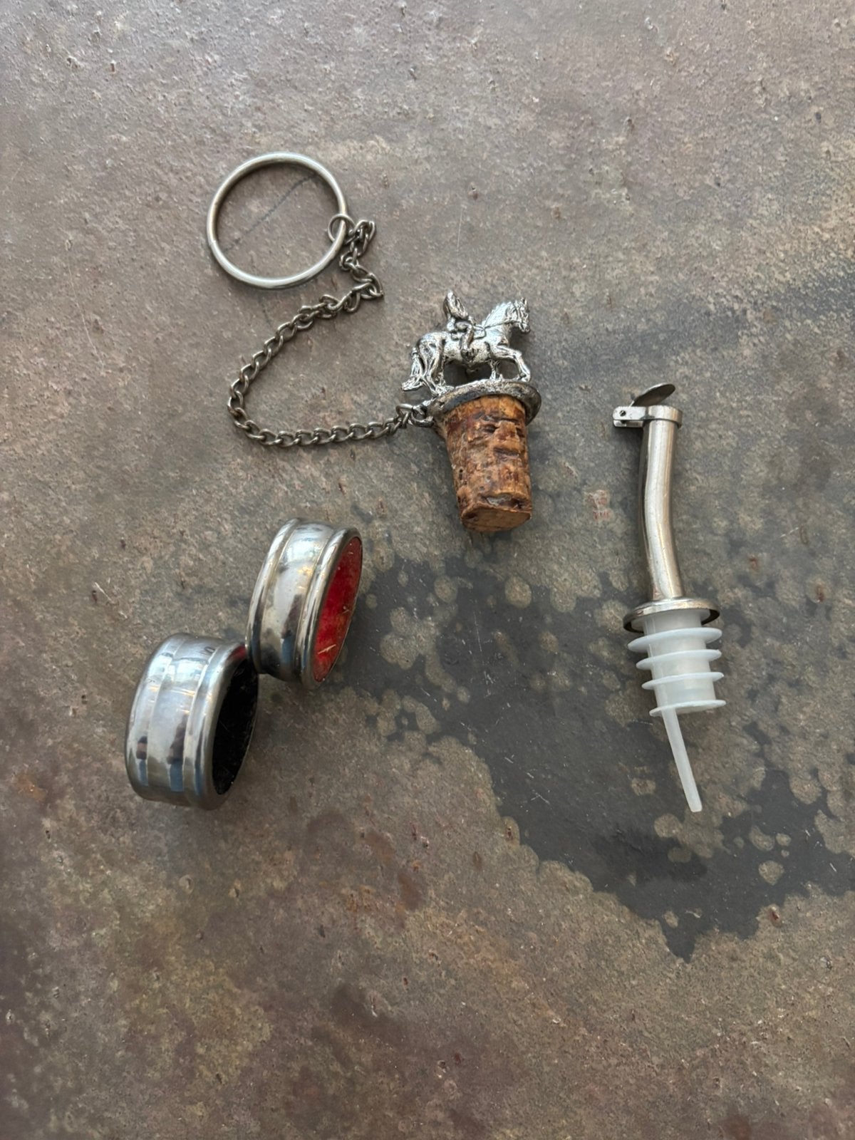2 x antiknoei. 1 x afsluiter paard. 1 x schenktuit, Ophalen of Verzenden, Zo goed als nieuw, Glas, Overige stijlen