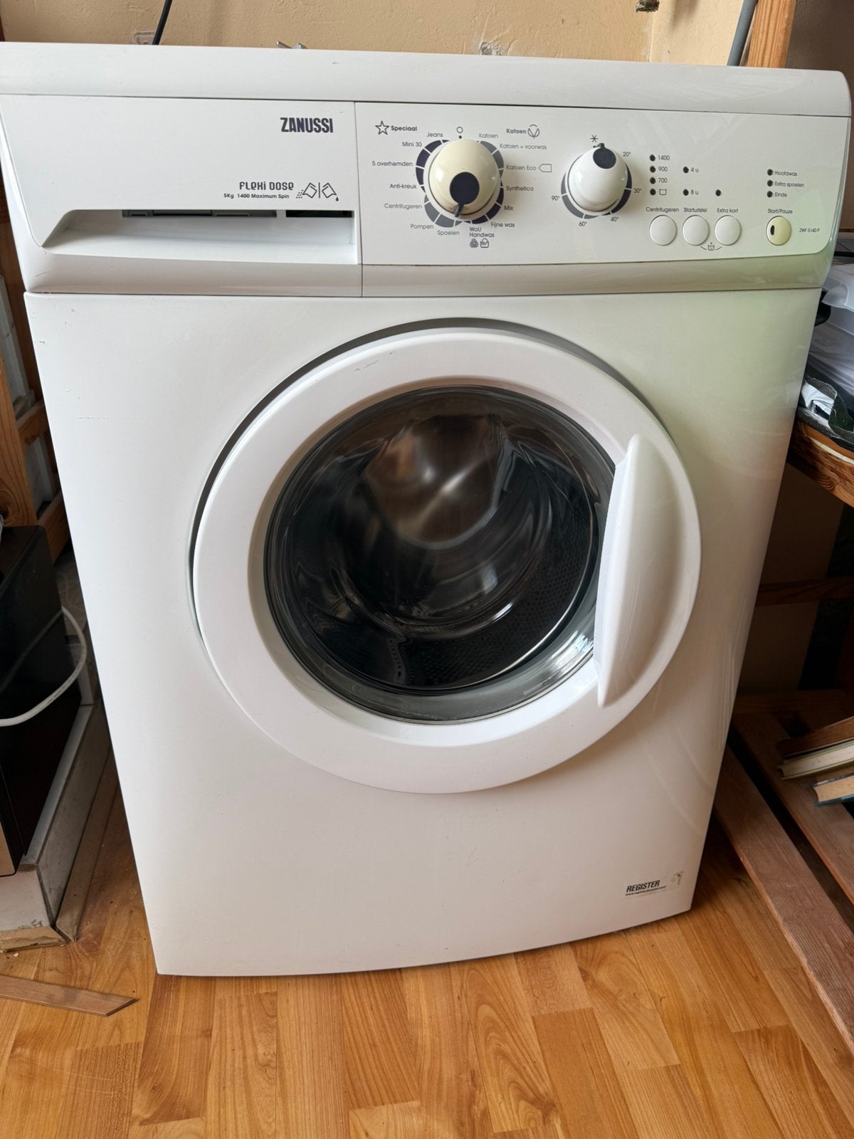 Wasmachine Zanussi wit ZWF 5140 P, Witgoed en Apparatuur, Wasmachines, Zo goed als nieuw, 85 tot 90 cm, 1200 tot 1600 toeren, Ophalen