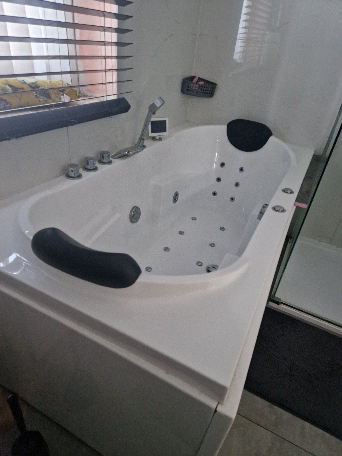 Whirlpool bubbelbad, Ophalen, Gebruikt