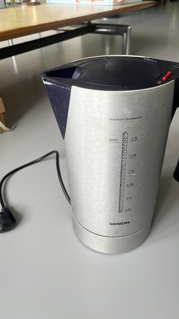 Porsche design waterkoker Siemens, Witgoed en Apparatuur, Waterkokers, 1 tot 2 liter, Ophalen of Verzenden, Gebruikt