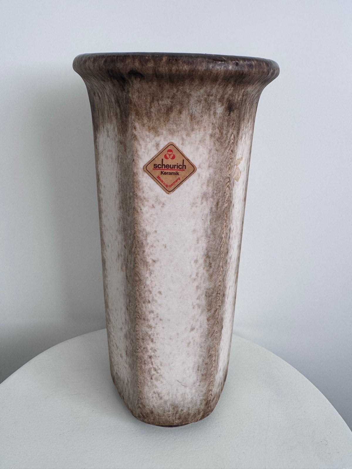 West Germany Vintage Scheurich Keramiek Vaas - Bruin/Wit, Antiek en Kunst, Ophalen of Verzenden