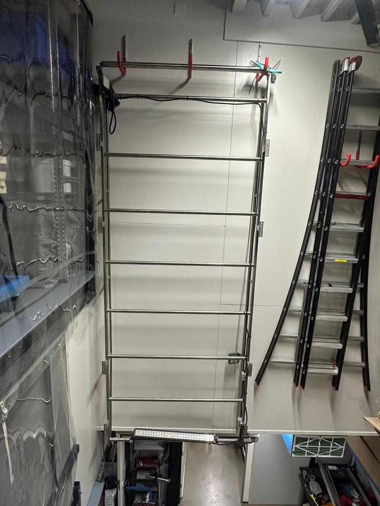 RVS imperial  met verlichting geschikt voor sprinter, Ophalen of Verzenden, Zo goed als nieuw