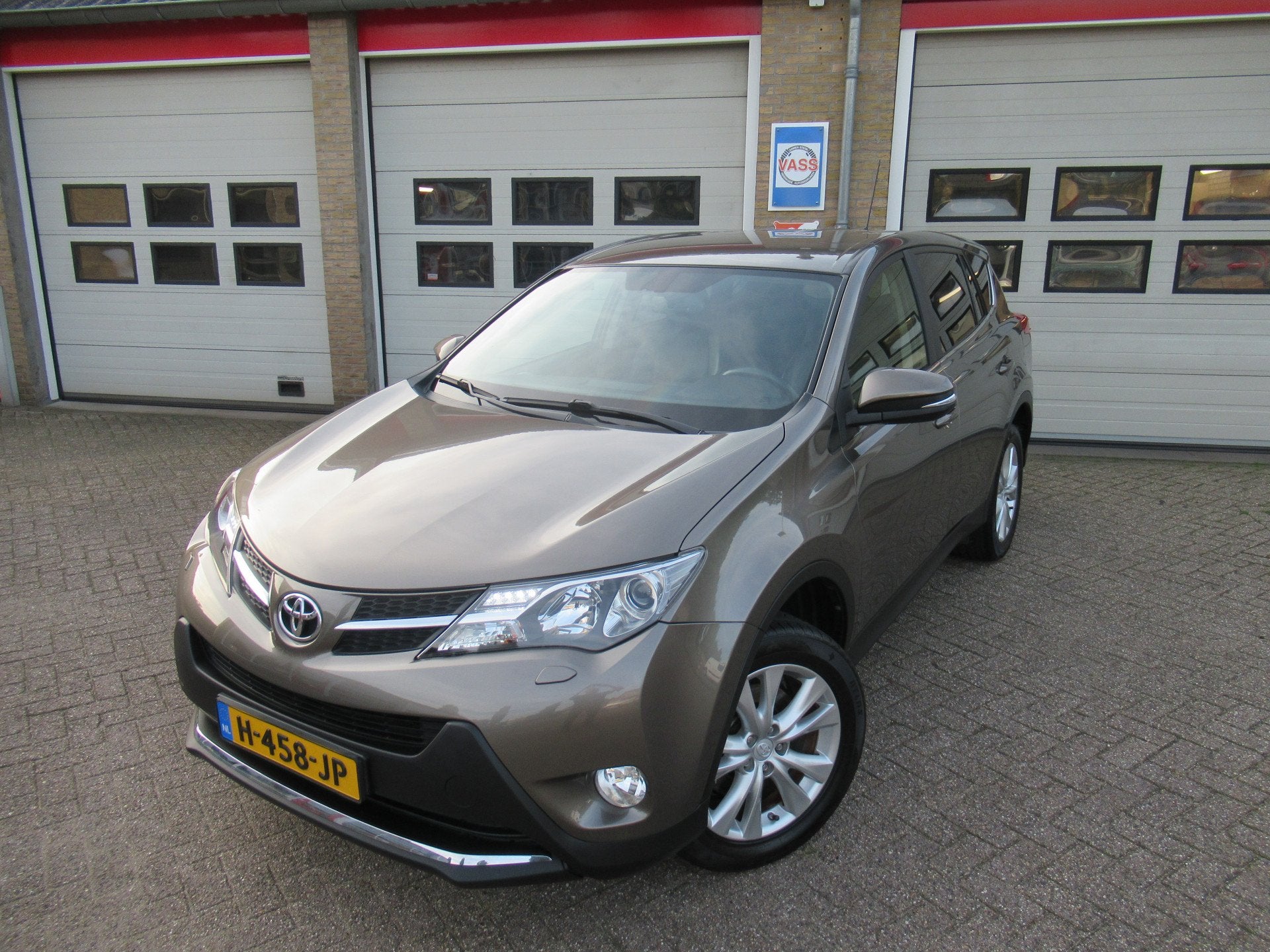 Toyota RAV4 2.0 Executive Business 4WD (bj 2014), Auto's, Euro 5, 4 cilinders, 1465 kg, Bedrijf