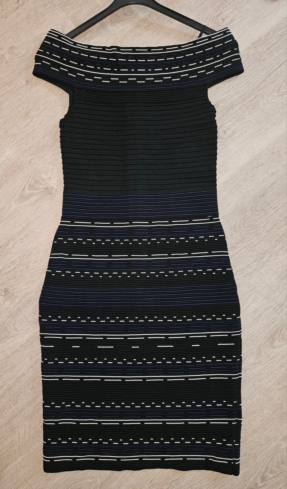 Prachtige Ted Baker Diraz Bardot bodycon jurk maat 2 36/S, Ophalen, Zwart, Zo goed als nieuw, Maat 36 (S)