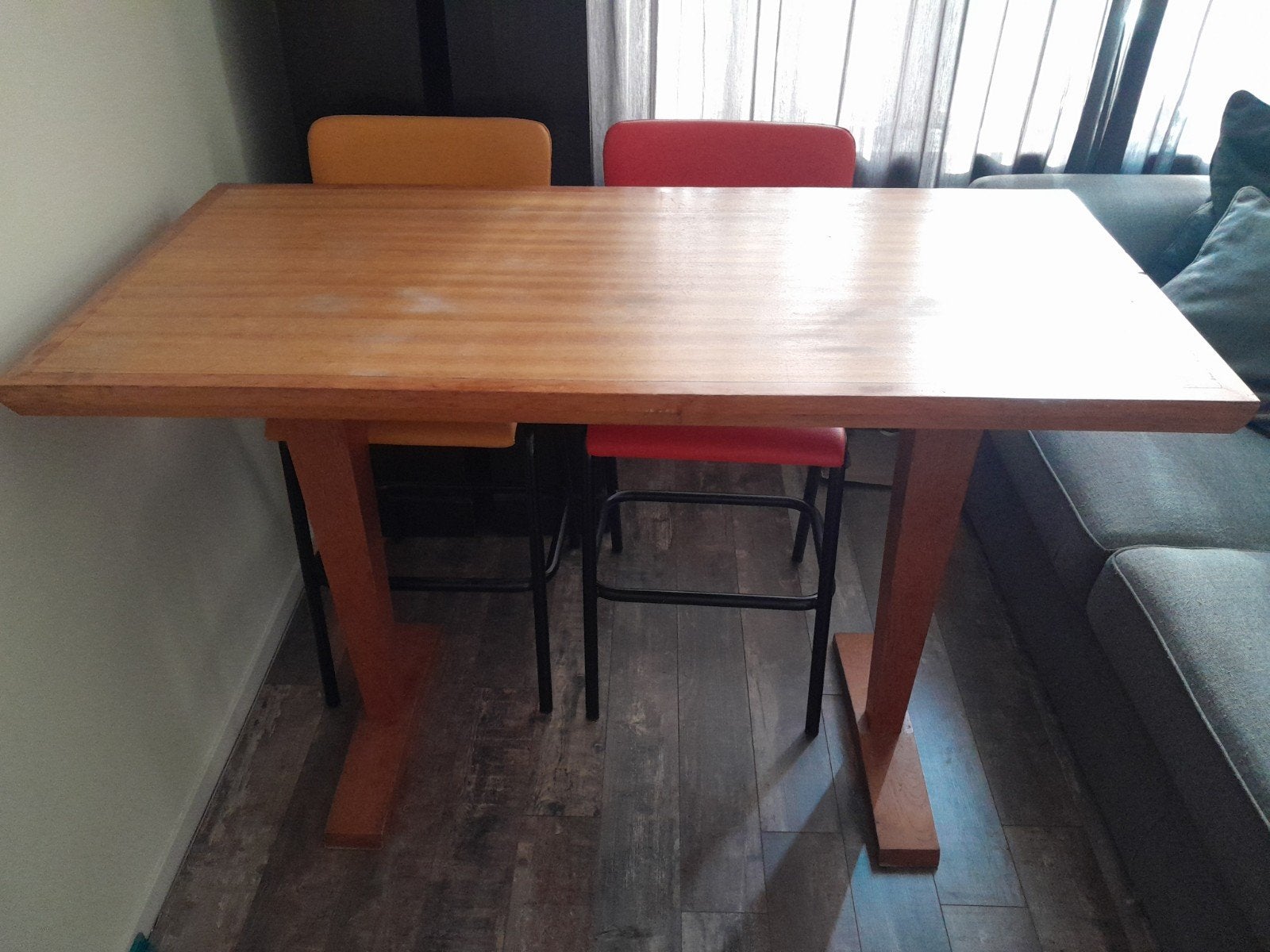 Veelzijdige kloostertafel: statafel, bartafel, puzzeltafel, Ophalen, Gebruikt