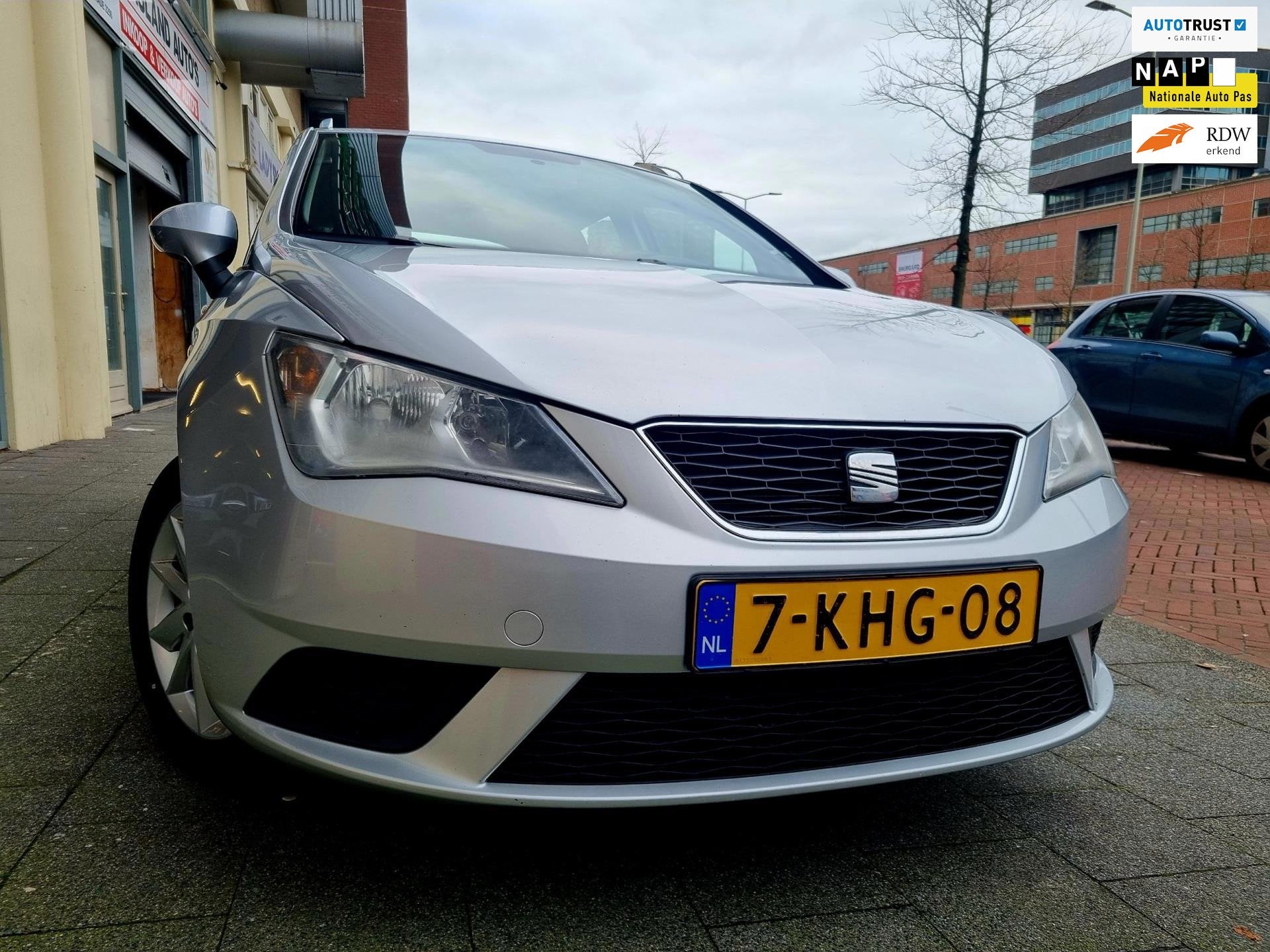 Seat Ibiza ST 1.2 TSI Style Airco CrusCtrl Trekhaak Dealer O, Auto's, Voorwielaandrijving, 4 cilinders, Ibiza, Handgeschakeld