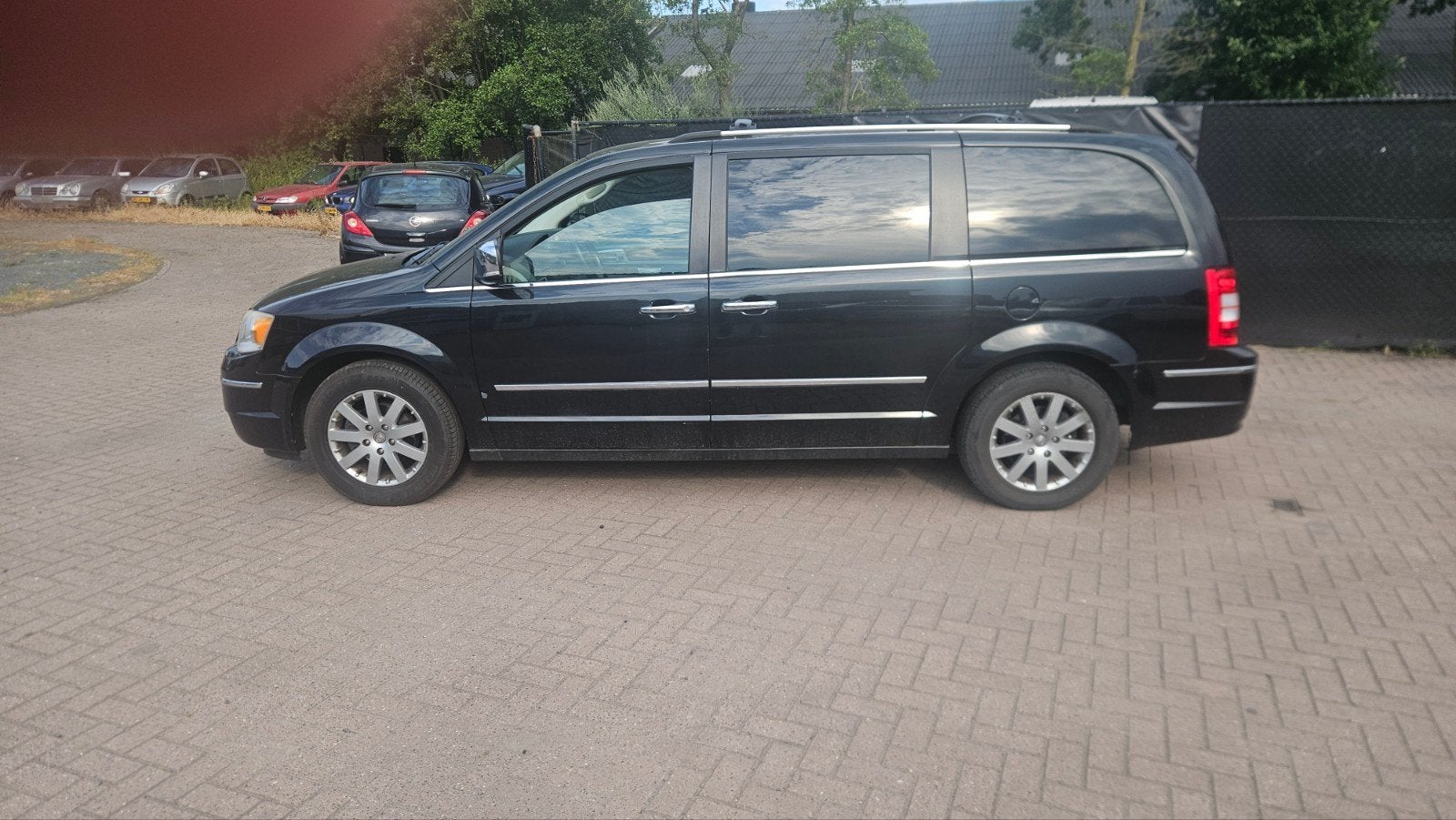 Chrysler Grand Voyager 2.8 CRD AUT 2010 Zwart, Auto's, 450 kg, Zwart, 4 cilinders, Grand Voyager