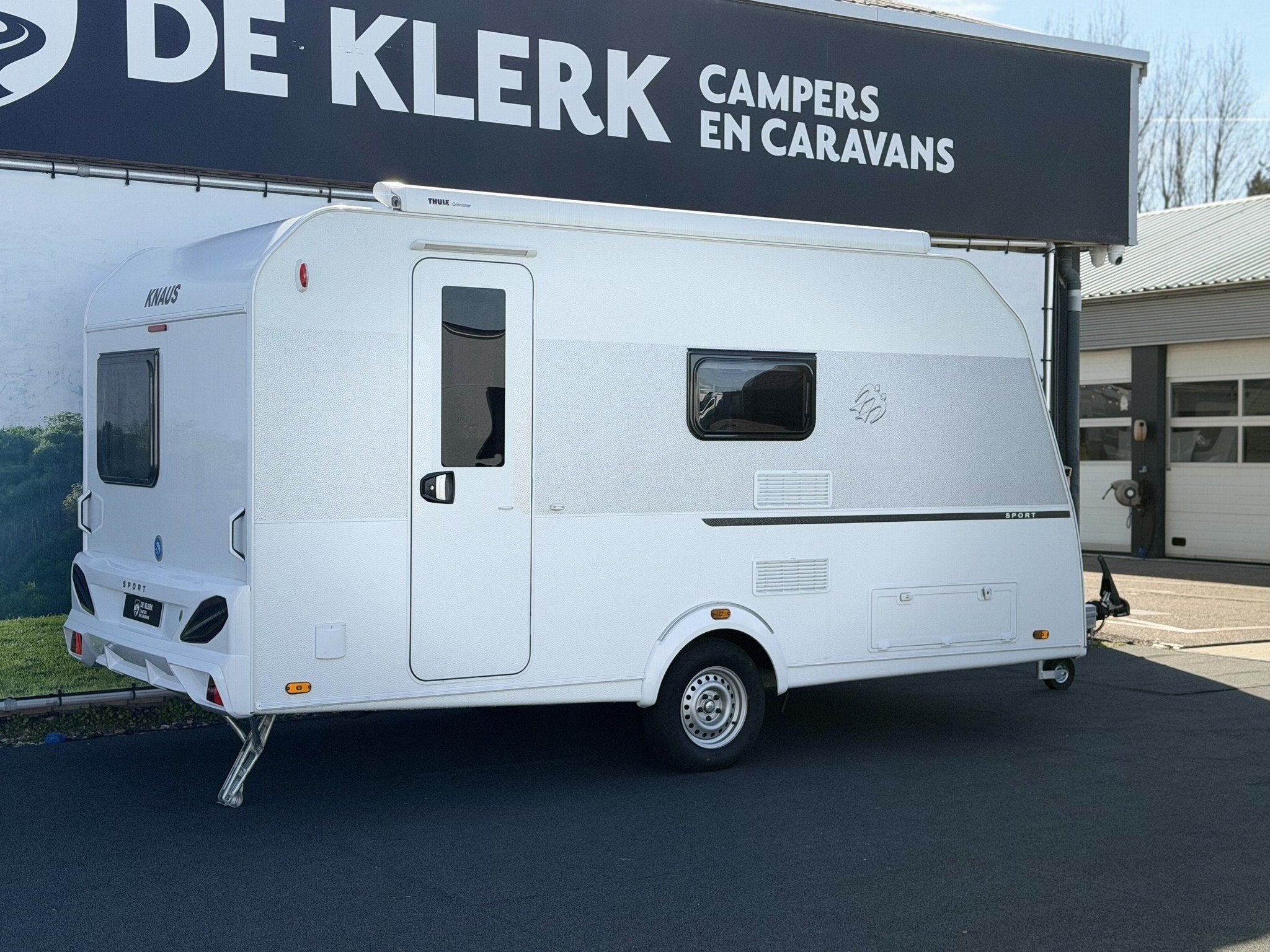 Knaus SPORT 420 QD / 50% Deals (bj 2026), Caravans en Kamperen, Caravans, Bedrijf, Tot en met 3, Info@deklerkcaravans.nl, 6 tot 7 meter