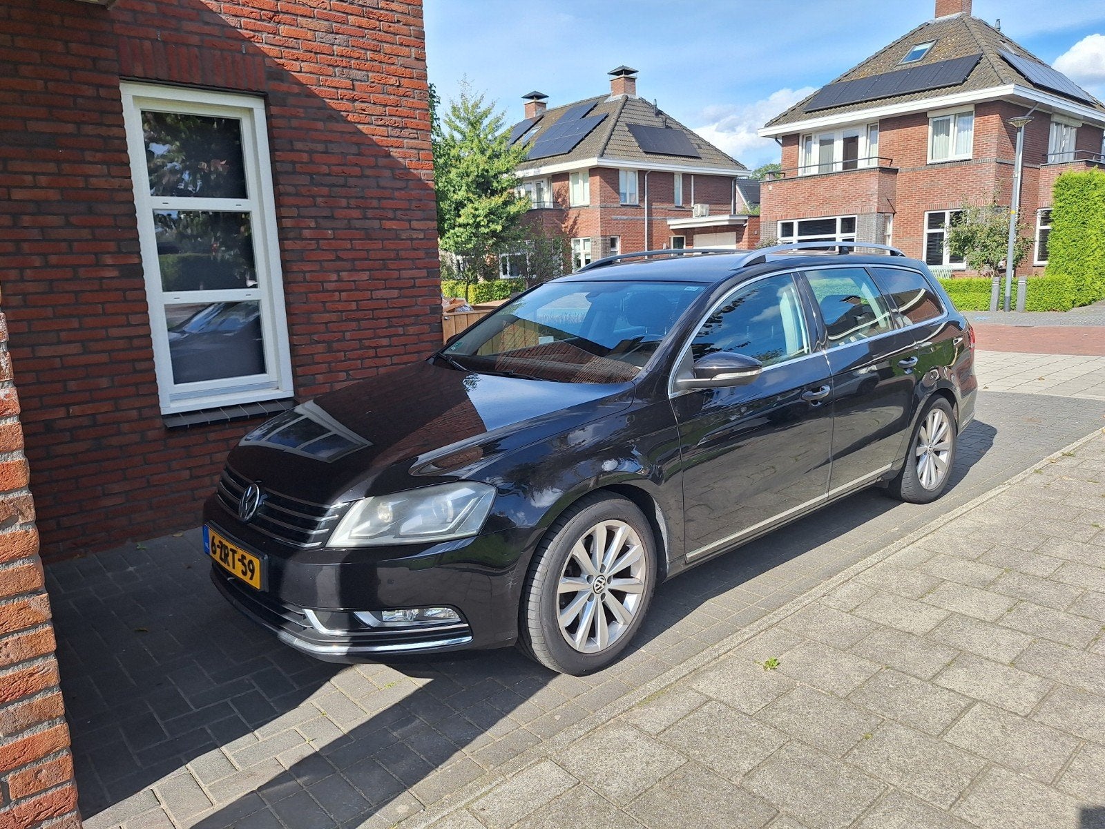 Volkswagen Passat 2.0 TDI 103KW Variant DSG 2011 Zwart, Euro 5, 1800 kg, Zwart, 4 cilinders