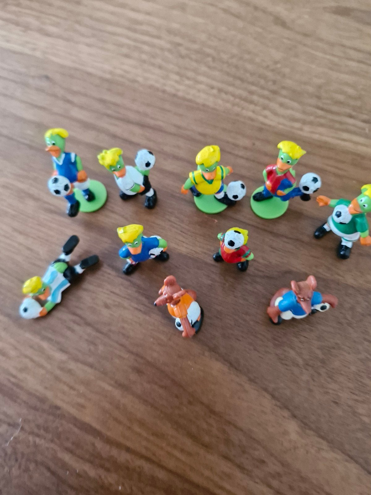 Verzameling Kinder Surprise voetbalfiguren 10 stuks, Ophalen of Verzenden, Gebruikt