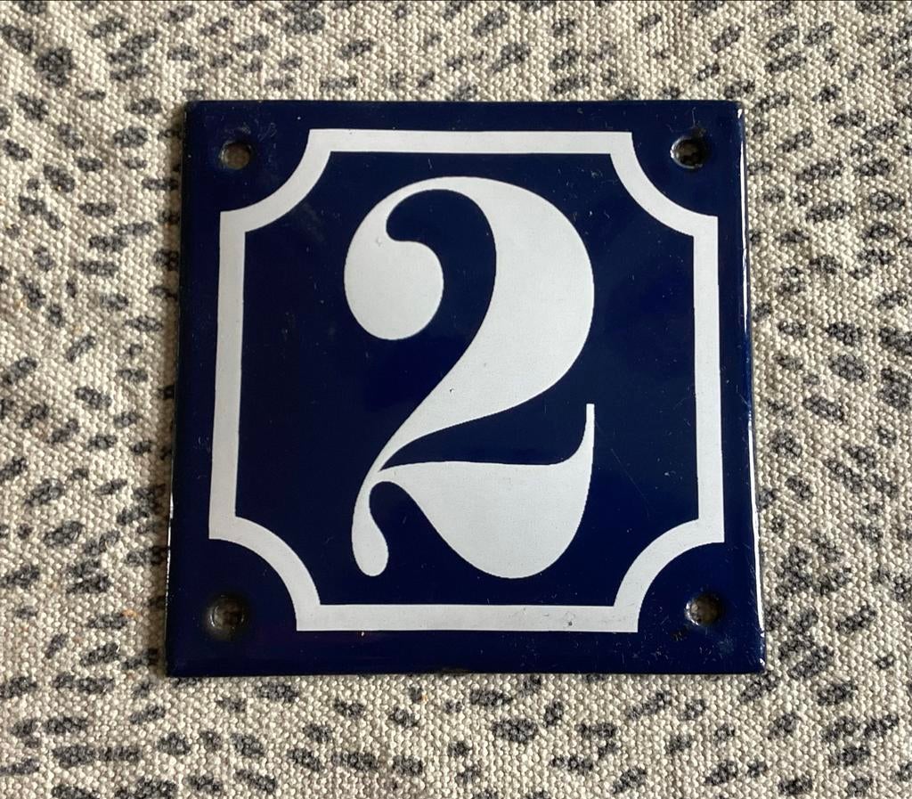 Vintage Emaille Huisnummer 2 - Blauw/Wit, Ophalen of Verzenden