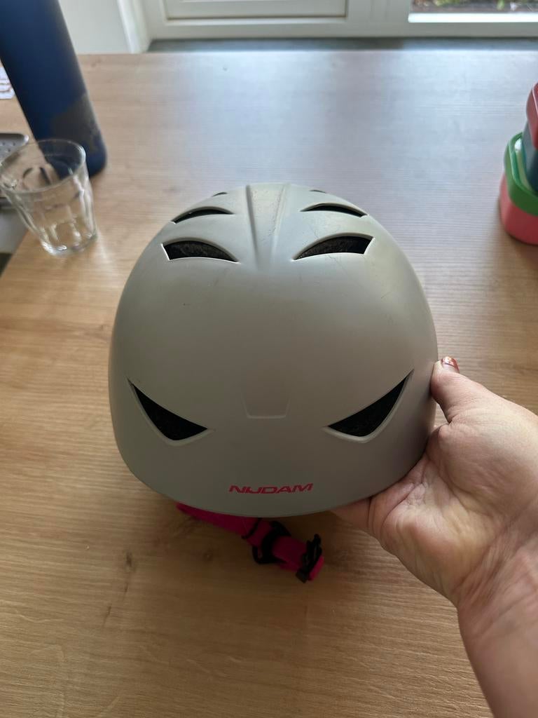 Nijdam schaats/skeelerhelm, Ophalen of Verzenden, Zo goed als nieuw, Bescherming