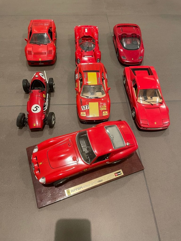 Ferrari schaalmodellen 1/18 en 1/16, Ophalen of Verzenden, Zo goed als nieuw, Auto, Bburago