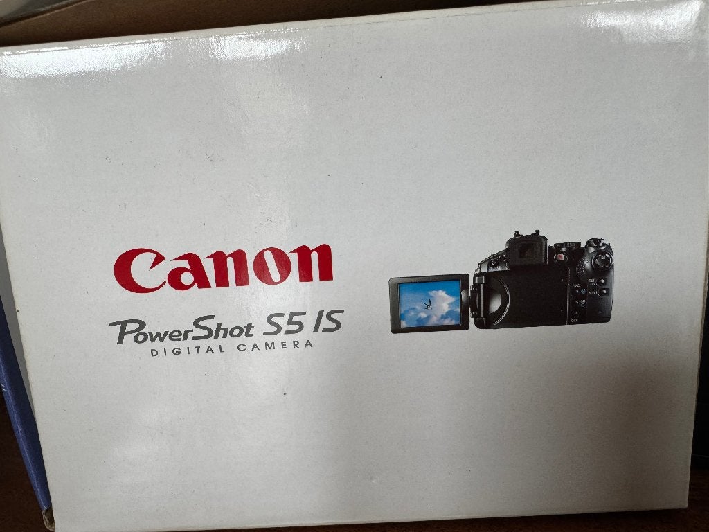 Foto 2 van Canon Digital Camera Power Shot S5 IS