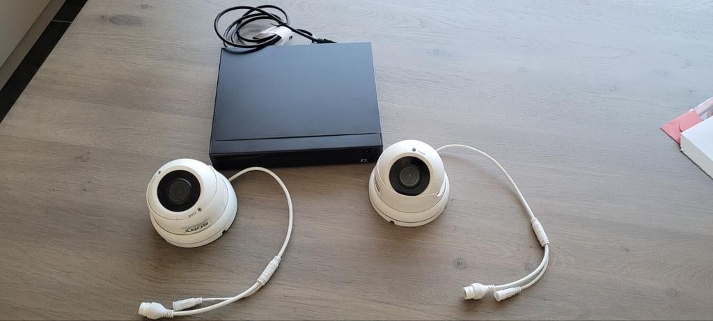 NVR recorder met 2 Sony 4K beveiligingscamera's, Audio, Tv en Foto, Videobewaking, Zo goed als nieuw, Buitencamera, Ophalen of Verzenden