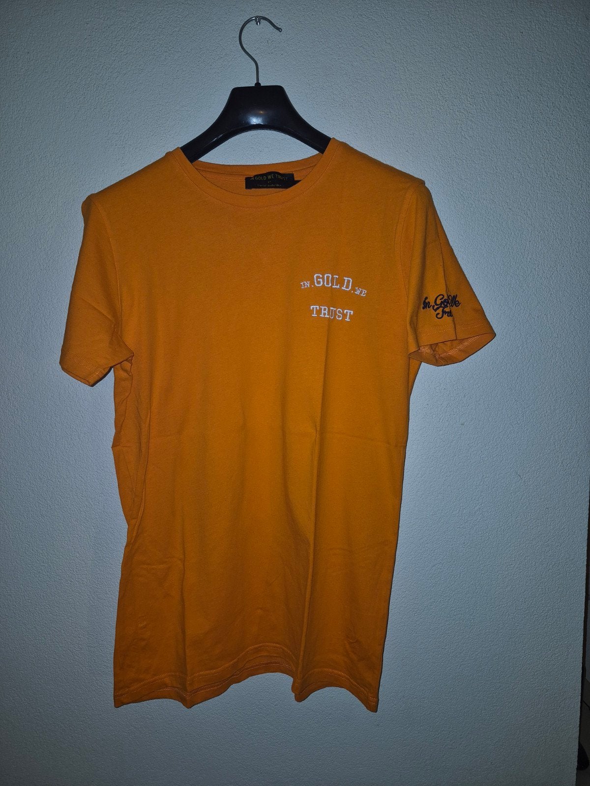 In Gold We Trust - t-shirt  - oranje - maat L, Maat 52/54 (L), Oranje, Ophalen of Verzenden, Zo goed als nieuw