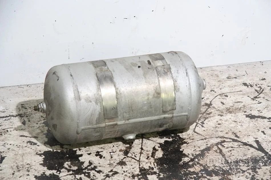 Iveco Compressed Air System Lucht Tank Iveco Used, Ophalen, Gebruikt