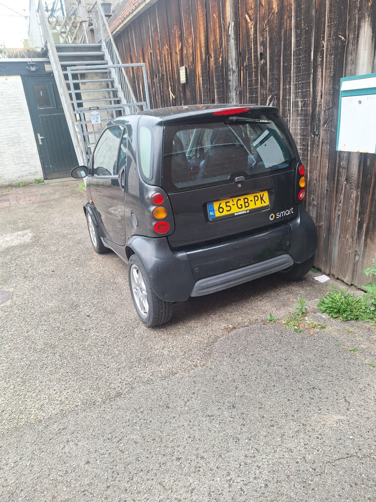 MCC Smart 0.6 40KW AUT 2000 Zwart