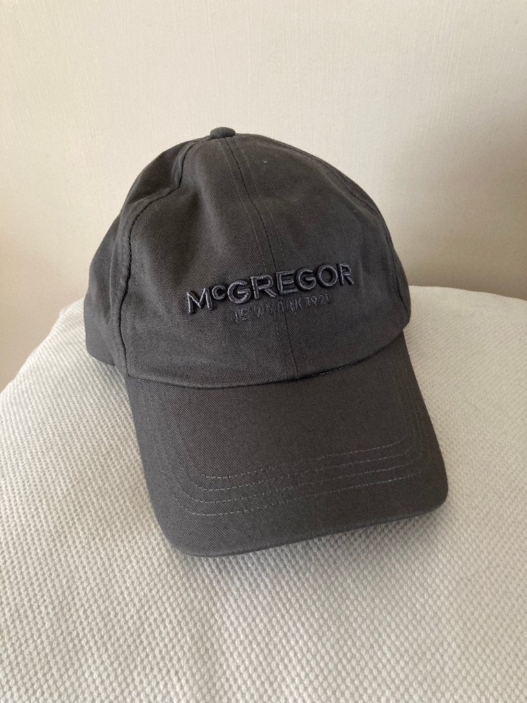 NIEUW | McGregor pet | donkergrijs, McGregor, Nieuw, Pet, One size fits all