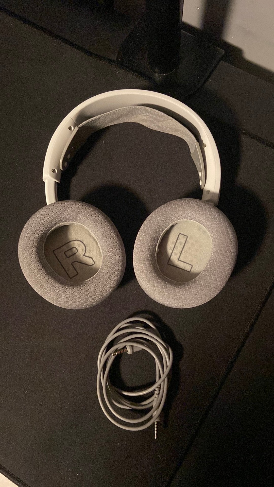 Steelsrries headset, Gaming, Ophalen of Verzenden, Zo goed als nieuw, Microfoon