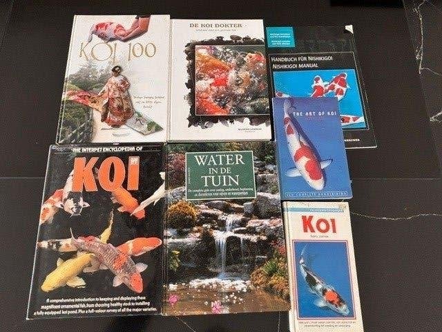 7 Boeken Koi — vijvers - visziekten, Karper of Koi