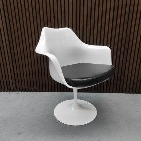 Knoll - Saarinen Tulip chairs, Huis en Inrichting, Overige materialen, Gebruikt, Wit, Ophalen of Verzenden