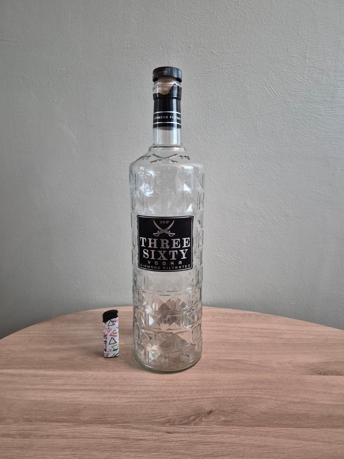 Grote lege Three Sixty wodka fles, Ophalen of Verzenden, Gebruikt, Glas