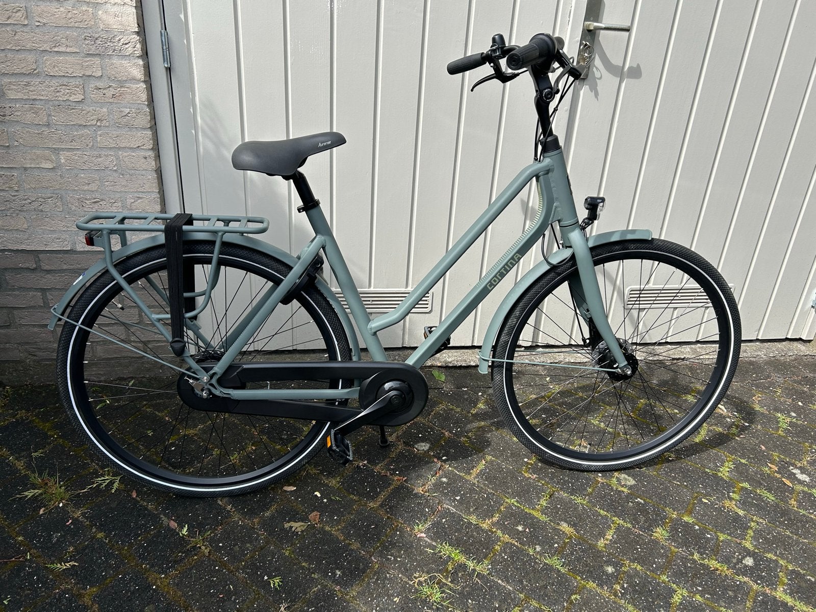 Cortina Foss Damesfiets - Zo goed als nieuw, Fietsen en Brommers, Fietsen | Dames | Damesfietsen, Versnellingen, Nieuw, Trommelrem