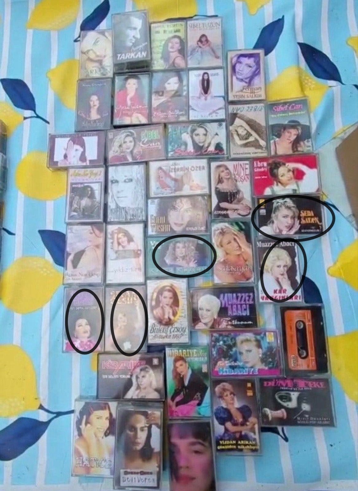 Grote collectie Turkse muziekcassettes (ca. 100 stuks), Cd's en Dvd's, Cassettebandjes, Ophalen, Gebruikt, Wereldmuziek, Voorbespeeld