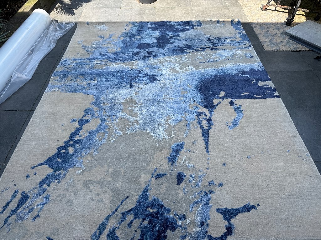 Brink & Campman Azure Flow 240 x 300 Nu € 999, Huis en Inrichting, Stoffering | Tapijten en Kleden, Ophalen of Verzenden, Info@b2bcarpets.nl