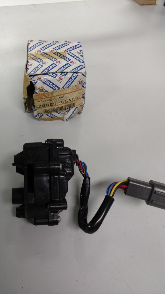 koplamp stelmotor Nissan Sunny B12, Ophalen of Verzenden