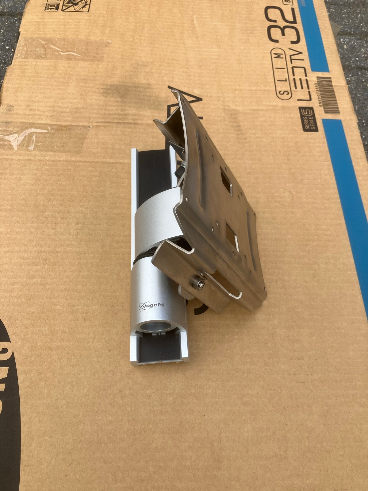 Vogel's VFW 232 SILVER TV Beugel - Zilver, Ophalen, Zo goed als nieuw