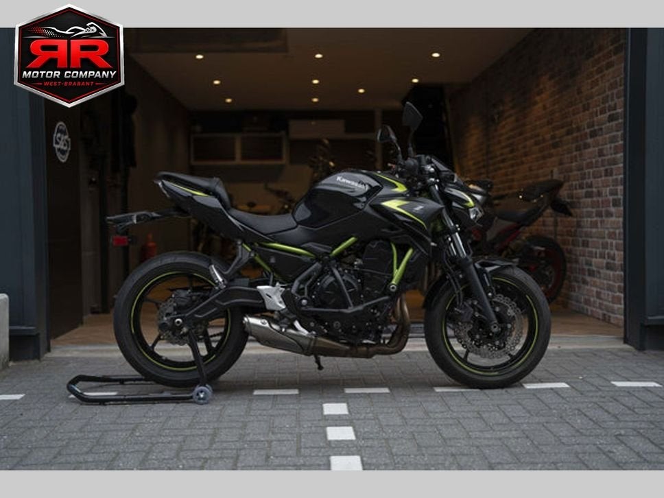 Kawasaki Z650 ABS  | 2022 | 6199 km | Nieuwstaat |, Motoren, 2 cilinders, Bedrijf, Onbekend, KAWASAKI