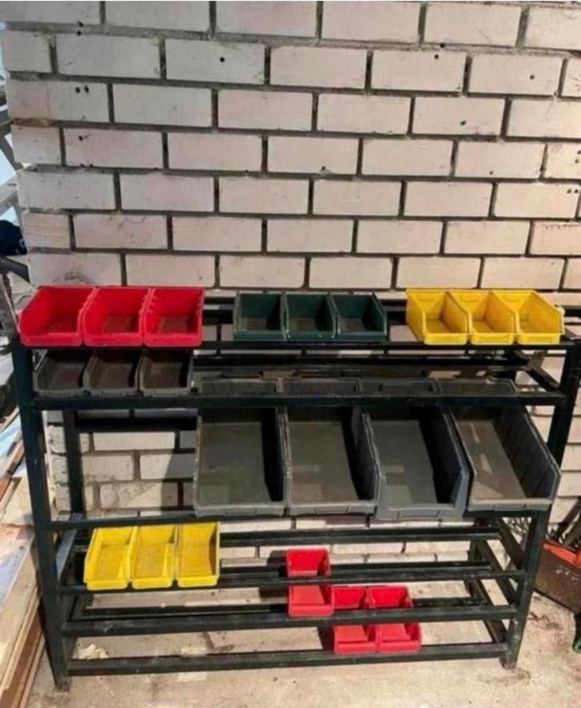 Rek voor gereedschap / rek / bakken /opbergrek, Ophalen, Gebruikt
