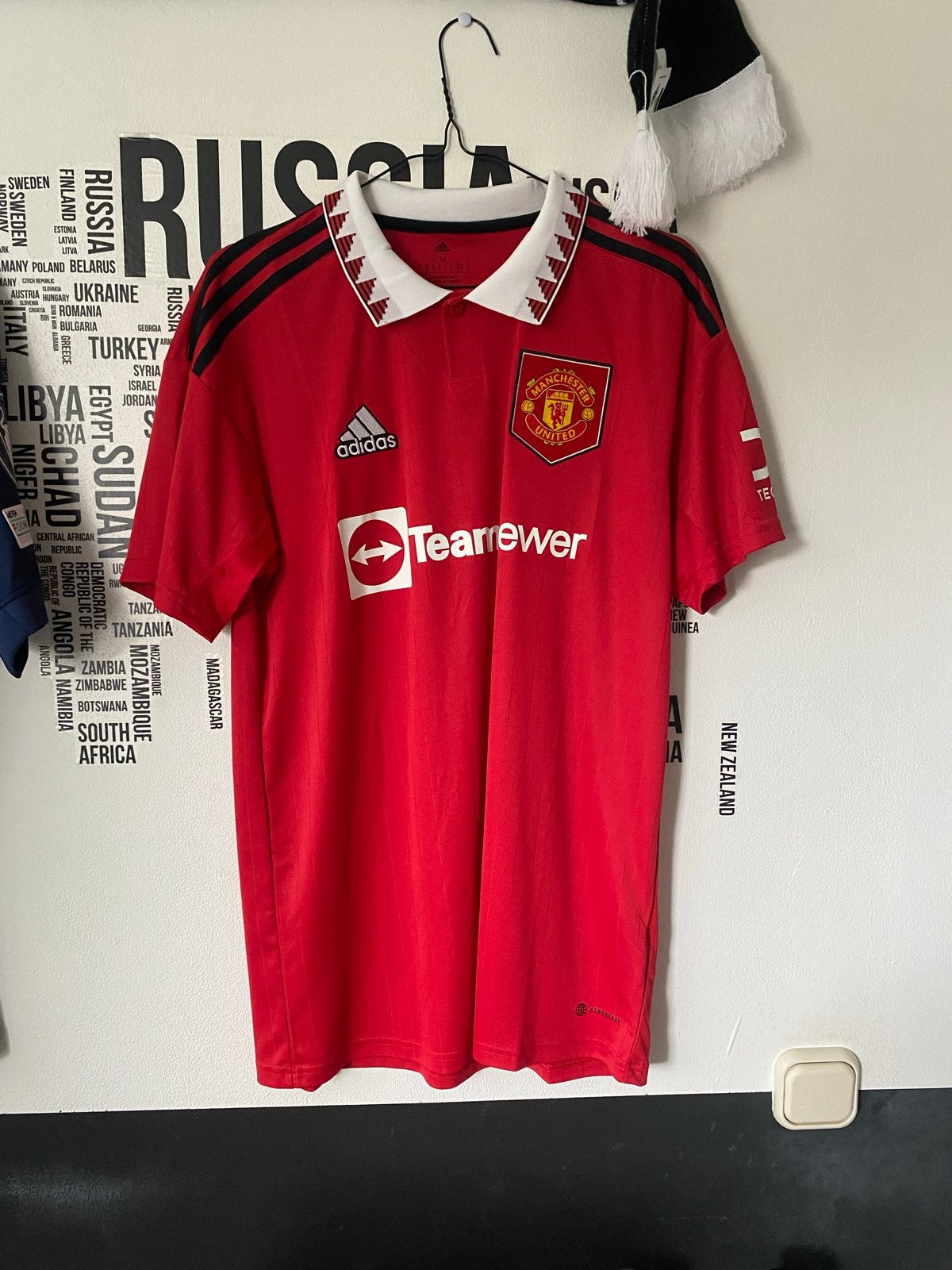 Manchester United Thuisshirt 22/23, Maat 48/50 (M), Ophalen of Verzenden, Zo goed als nieuw, Voetbal