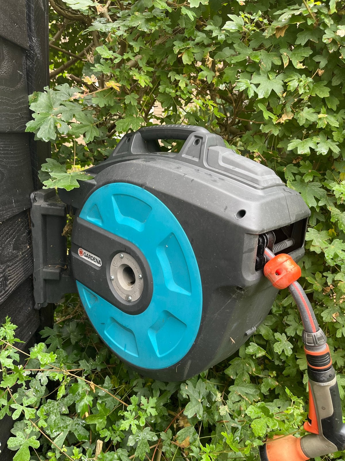 Gardena RollUp Wandslangenbox 25m - Handig & Compact, Ophalen, Gebruikt, Tuinslanghaspel