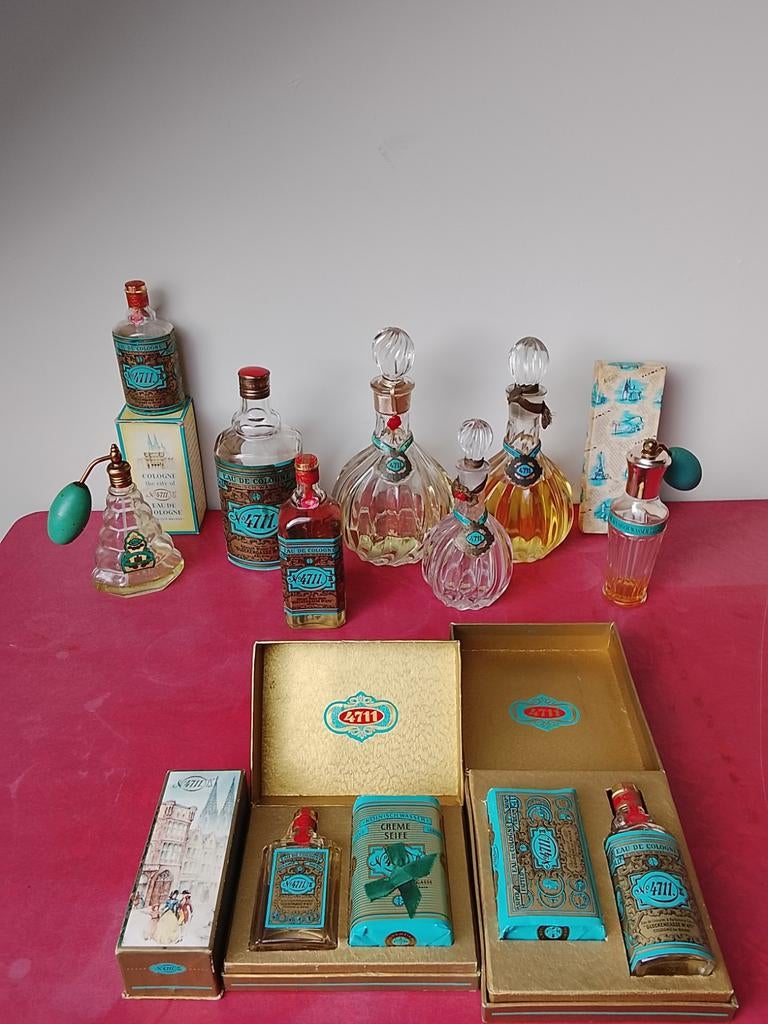 4711 eau de cologne collectie, Verzamelen, Parfumverzamelingen, Ophalen of Verzenden, Parfumfles, Gevuld