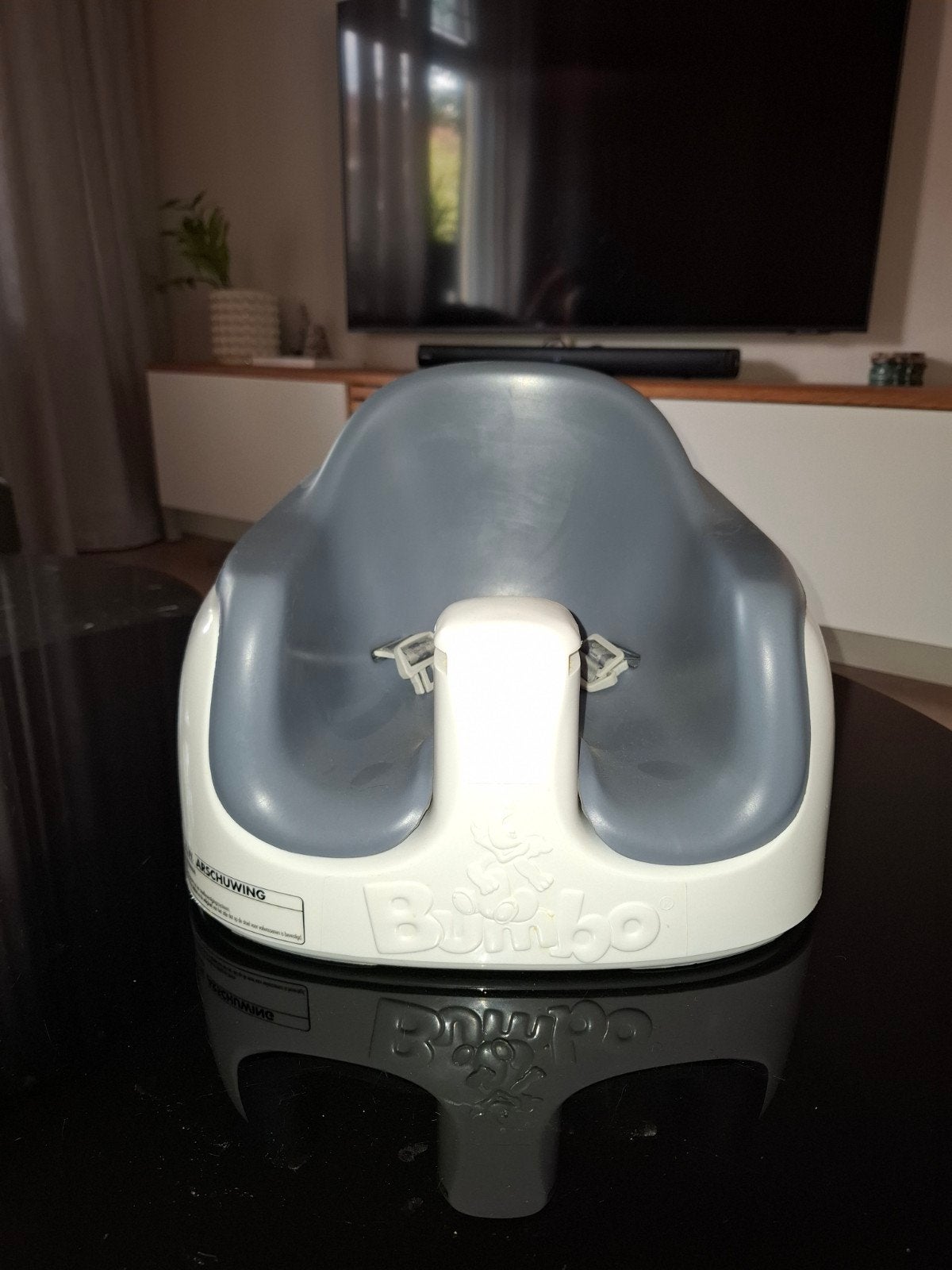 Bumbo Babyzitje met eetblad - Grijs/Wit, Ophalen, Gebruikt, Overige typen, Afneembaar eetblad