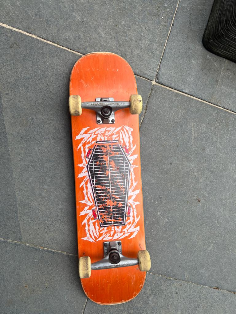 Gebruikt Skateboard - Oranje met unieke print, Ophalen, Gebruikt, Skateboard