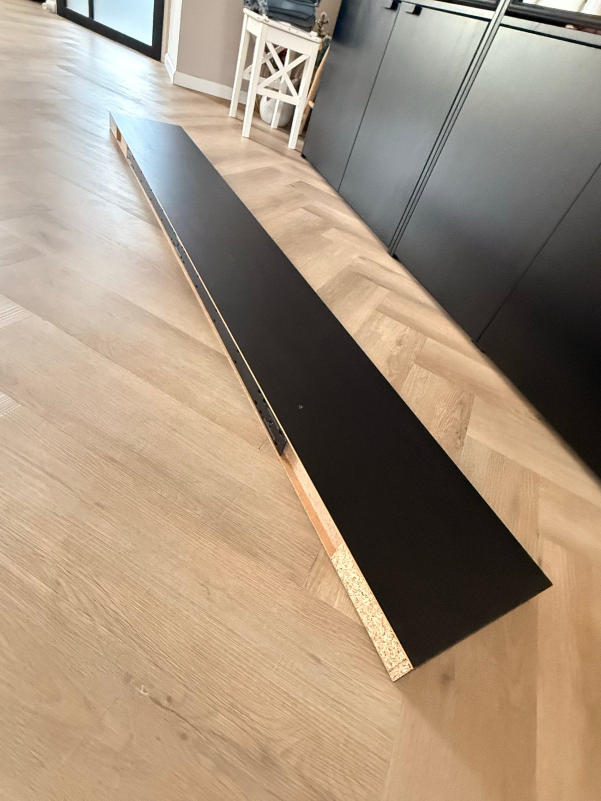 Lange zwarte IKEA muurplank, 180 cm met blinde bevestiging, Ophalen of Verzenden, Gebruikt