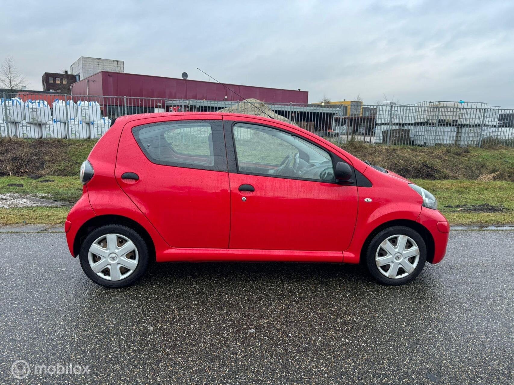 Toyota Aygo 1.0-12V Cool#Airco#nieuwe APK#, Auto's, Voorwielaandrijving, Euro 5, Gebruikt, 68 pk