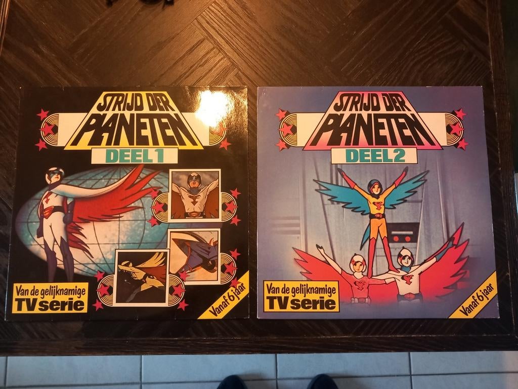 Strijd der Planeten - Deel 1 & 2 (TV Serie), Cd's en Dvd's, Vinyl | Kinderen en Jeugd, Ophalen of Verzenden