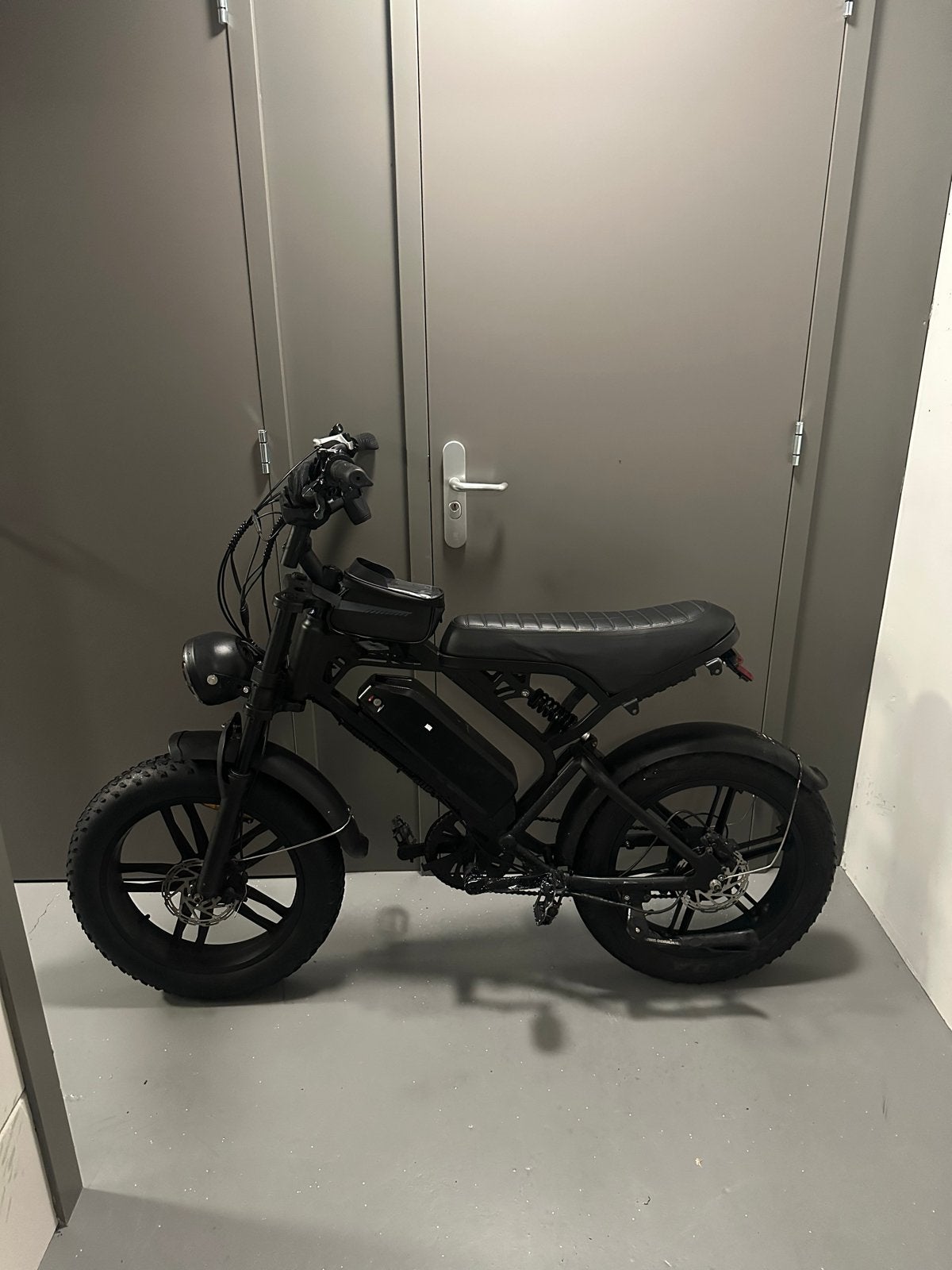 Fatbike V20, Fietsen en Brommers, Elektrische fietsen, Overige merken, Gebruikt, Ophalen of Verzenden, 51 tot 55 cm
