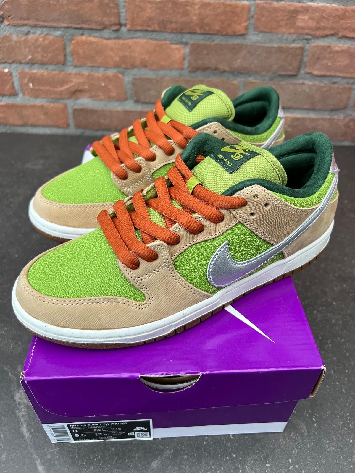 Nike SB Dunk Low Pro WC - Sesame/Metallic Silver Pear, Ophalen of Verzenden, Nieuw, Overige kleuren, Sneakers of Gympen
