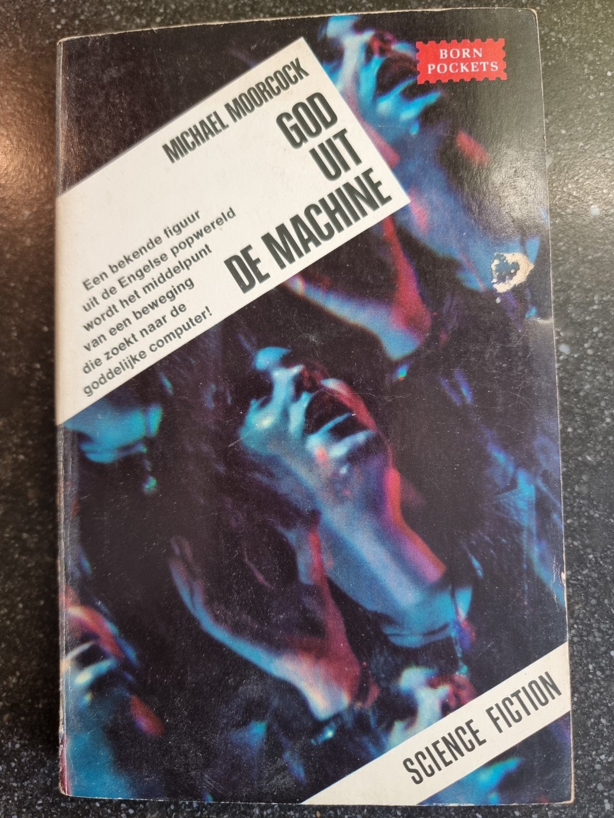 God uit de Machine - Michael Moorcock (Born Science Fiction), Verzenden, Gelezen, Michael Moorcock