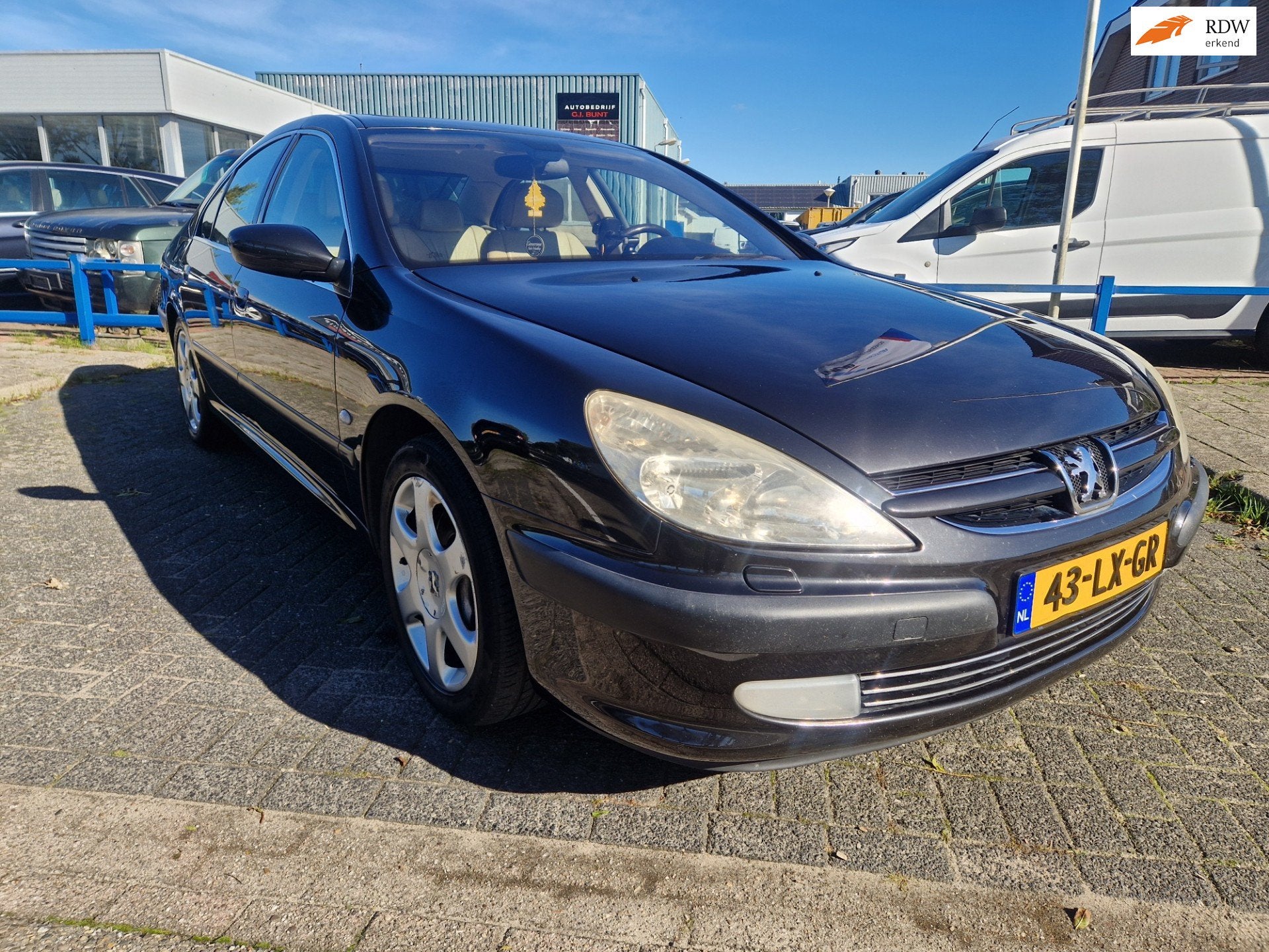 Peugeot 607 3.0-24V V6 Executive, Auto's, Beige, 2946 cc, Zwart, Bedrijf