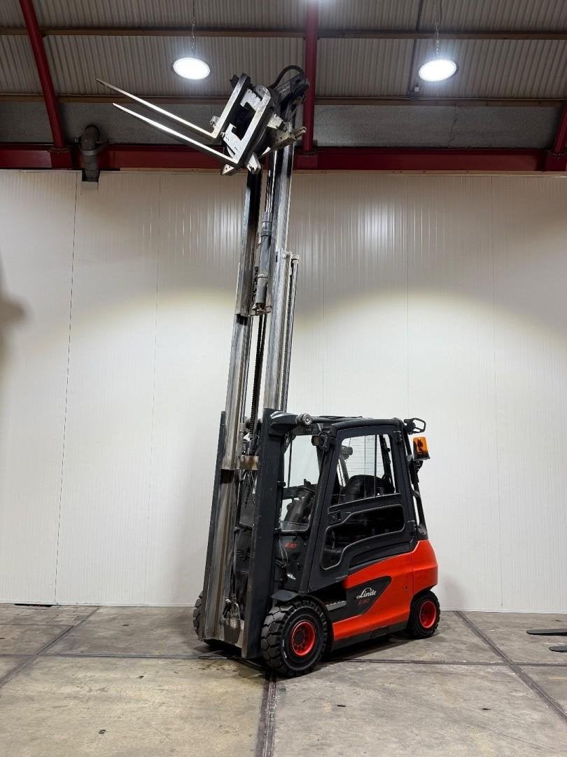 Linde E30 Triplex Rotator 1600UUR! Nieuwe banden HL1226, Zakelijke goederen, Machines en Bouw | Heftrucks en Intern transport
