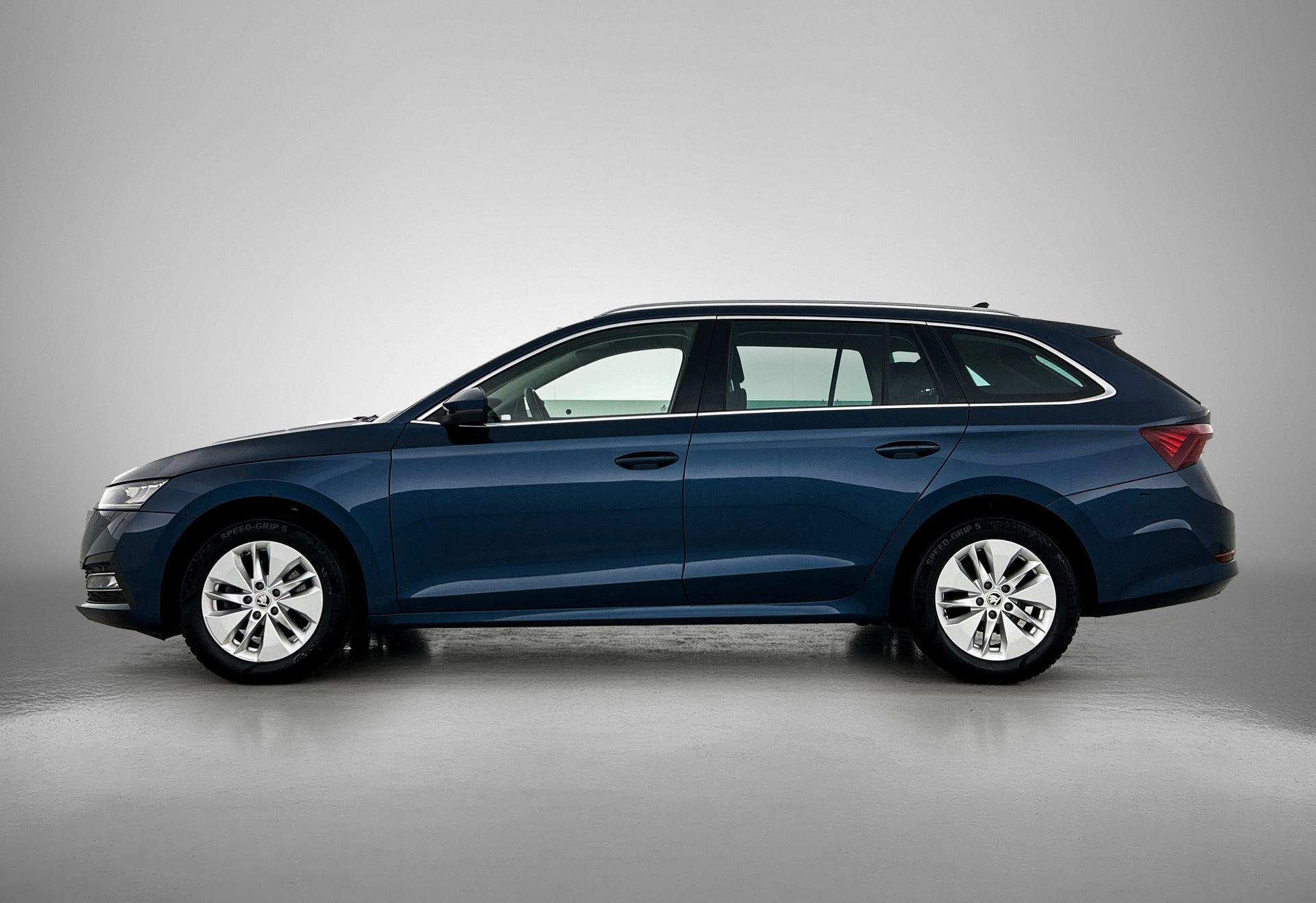 Skoda Octavia Combi 2.0 TDI Ambition | STOELVERWARMING | ELE, Auto's, Voorwielaandrijving, 12 maanden, Stof, Gebruikt