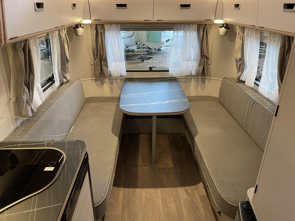 Eriba Touring 540 Urban, Overige typen, Standaardzit, Bedrijf, 4 tot 5 meter